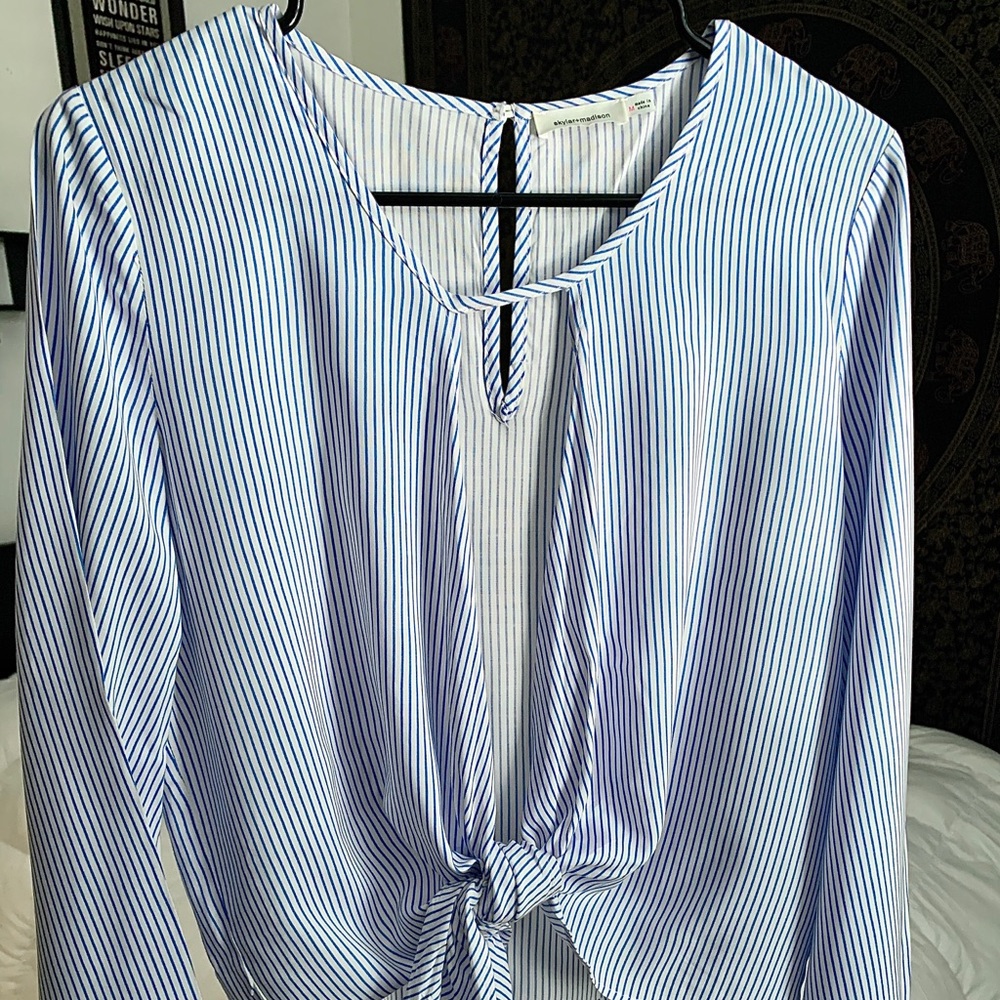 Stripped long sleeve blouse